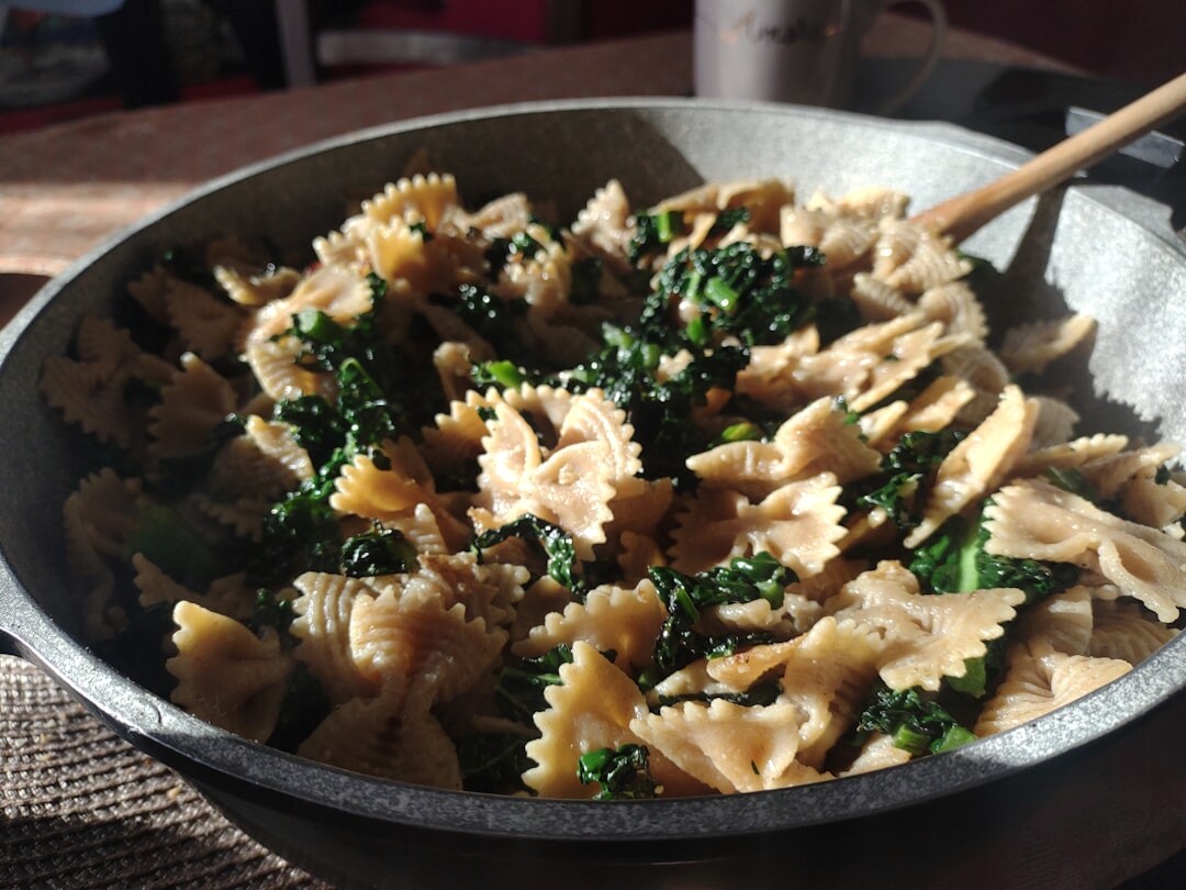 spinach pasta cooking