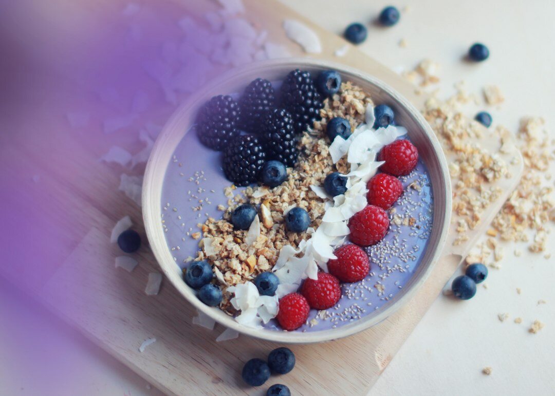 smoothie bowl with berries